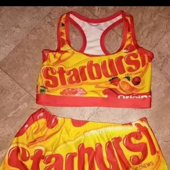 2 piece shorts set/PRICE IS FIRM - Picture 2 of 2